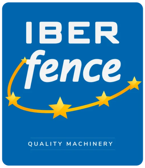 El logo de la imagen pertenece a la empresa IBERFENCE, especializada en maquinaria de calidad. El diseño del logo es de color azul con texto en blanco que dice "IBER fence" y presenta una línea curva amarilla con estrellas, simbolizando calidad y excelencia en maquinaria.